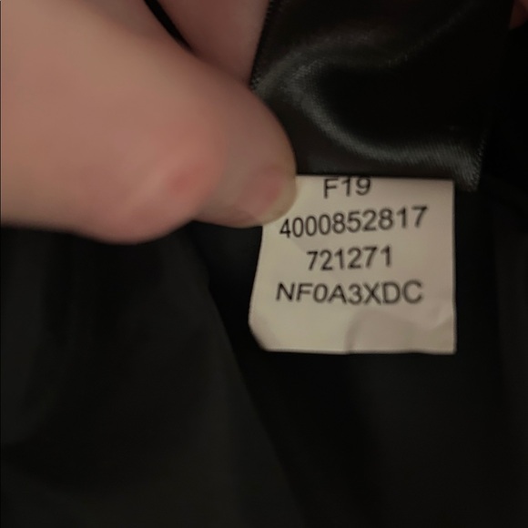 The North Face Black Ski & Snow Jacket - Picture 3 of 5